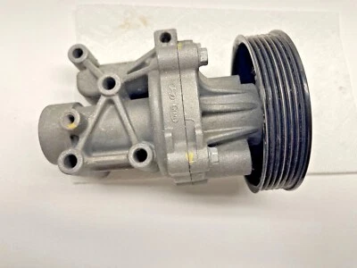 Оригинальный водяной насос с корпусом для Kia Forte Forte5 2010-2013 Optima Magentis - Изображение 1 из 4