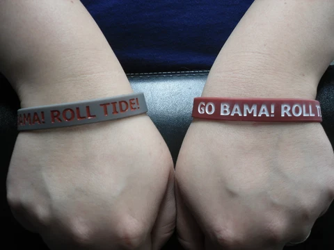 Alabama Crimson Tide Wristbands Bracelet NCAA "Go Bama! Roll Tide!" Set Of 2 Cover