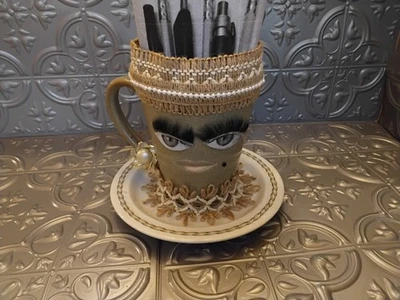 LADY PENCIL PEN CUP AND SAUCER HOLDER NEW HANDMADE - Image 1 of 4