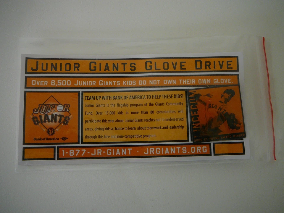 SF SAN FRANCISCO GIANTS TIM LINCECUM 2008 CY YOUNG AWARD WINNER PIN, SGA - Image 1 of 1