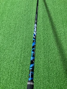 Adattatore Cobra albero legno fairway regolare Mitsubishi Kai'li blu 60R 41,25" - Foto 1 di 5