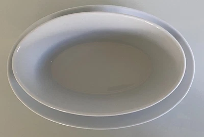 Arzberg TRIC • Gravy or Sauce Boat • Sauciere • White Porcelain • New (Other) - Image 1 of 4