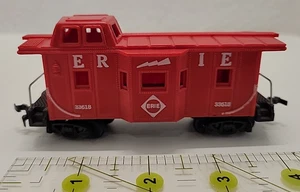 American Flyer HO Scale Bay Window Caboose ERIE #C-33618 - Picture 1 of 8