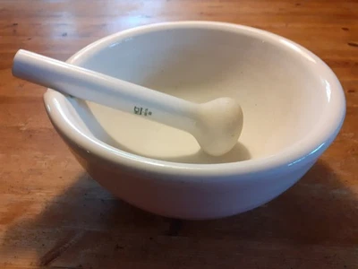 Labor Porzellan Mörser - HCT -Haldenwanger Berlin - 181/250 und Stößel - 182/74 - Bild 1 von 4