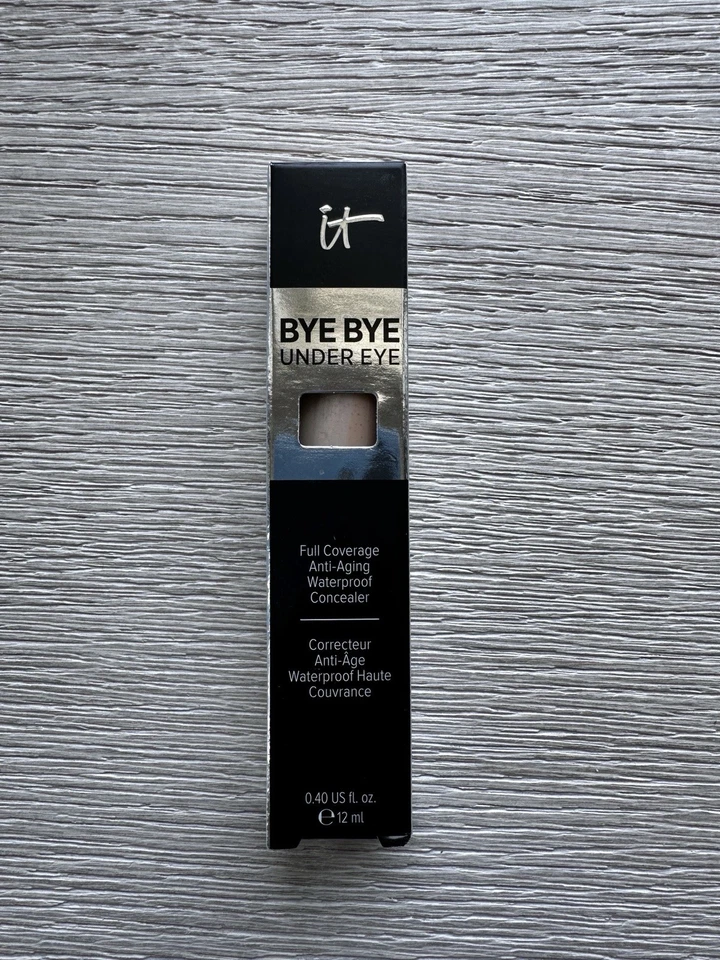 New In Box It Cosmetics Bye Bye Under eye Concealer In 23.5 Medium Amber - Image 1 of 3