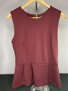 Banana Republic sleeveless burgundy Shirt size 8 - Picture 1 of 8