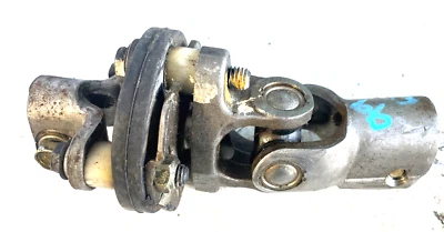 1997-2001 Toyota Camry steering shaft joint 45230-33030 45230-07010 oem b20 - Image 1 of 3