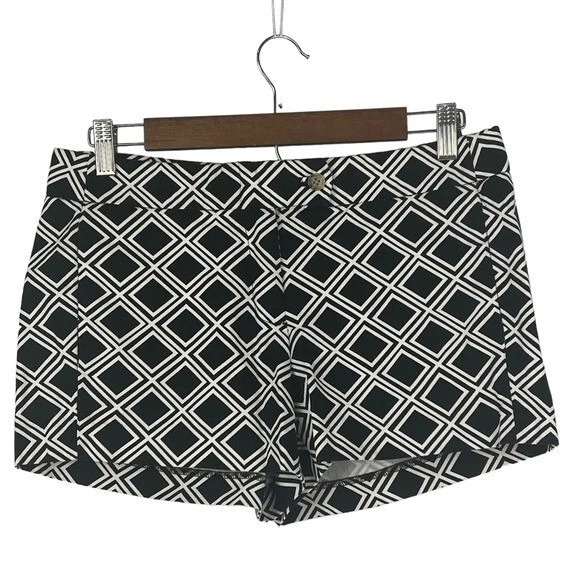 J.CREW BLACK & WHITE GEOMETRIC WOMEN'S DRESS SHORTS - Image 1 of 4