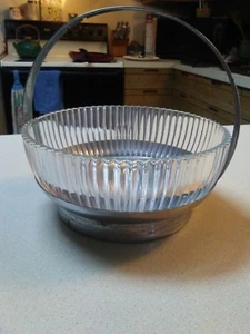 Vintage glass serving bowl with silver holder - Picture 1 of 5