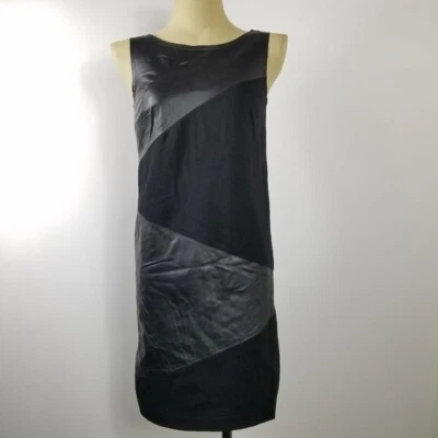 Vestido para mujer W by Worth de cuero con cambio de rayón sin mangas cuello en V espalda negro Foto 1 de 4