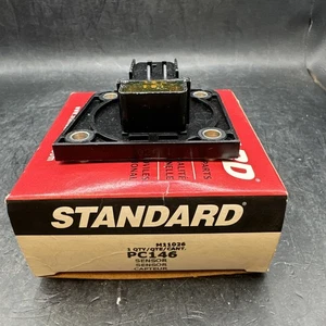 Standard PC146 Camshaft Position Sensor - Picture 1 of 4