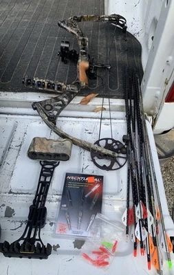 Mathews Drenalin Compound Bow RH 29'' 60/70 - Image 1 of 4