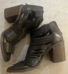 Lucky Brand DARVIE Black Strappy Zip Sandals Heels  Black Leather Size  7.5 M - Picture 1 of 16