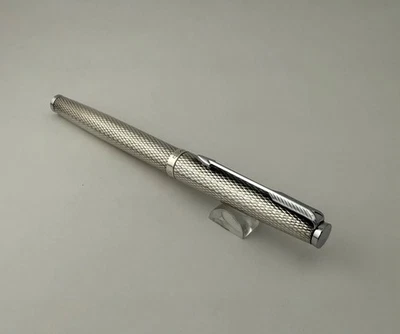 Rare Vintage Parker 35 Vintage 925 Sterling Silver Fountain Pen 18K Gold Nib - Image 1 of 4