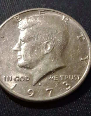 1973-D Kennedy Half Dollar Double Die on Reverse Plus Die Chip - Image 1 of 4