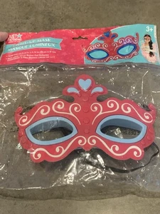 Just Pretending Dress Up Fun- Light Up Masquerade Princess Mask - Picture 1 of 3