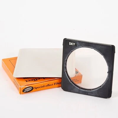 BOOTS SKYLIGHT PLASTIC COKIN  STYLE A - SIZE  FILTER IN ITS CASE & BOX #AB347 - Image 1 of 2