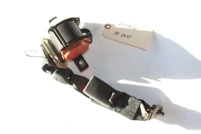 2003-2008 INFINITI FX35 FX45 CENTRO TRASEIRO LH RETRATOR DE CINTO DE SEGURANÇA LATERAL DO MOTORISTA K5908 - Imagem 1 de 4