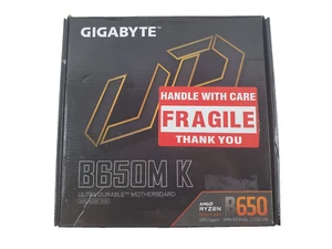 Płyta główna GIGABYTE B650M-K, LGA 1718 AM5 Micro-ATX (przeczytaj) - Zdjęcie 1 z 7