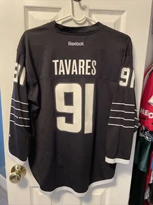 John Tavares New York islanders hockey Reebok boys black jersey size L/XL - Picture 1 of 2