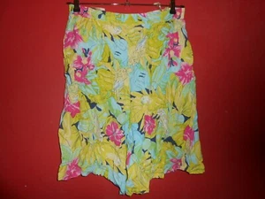 Vintage M&S Mode lightweight baggy floral shorts W 34 - 40 L 9 - Picture 1 of 2