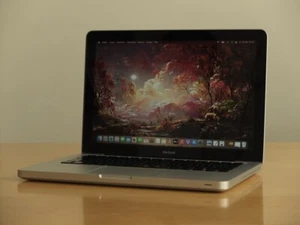 Apple MacBook • A1278 • 2008 • 13 Zoll • 128 GB SSD • macos 12.7.6 • 4 GB RAM - Bild 1 von 20