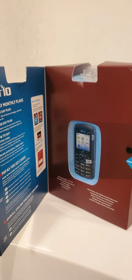 LG 320G Prepaid Cellular Phone Net10 Black New - Image 1 of 4