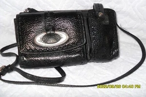 BRIGHTON SCHWARZ LEDER CROSSBODY BAG SCHULTERTASCHE HANDTASCHE MIT GELDBÖRSENFACH - Bild 1 von 9
