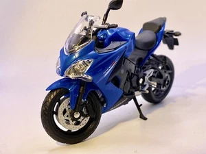 Welly🔥2017 Suzuki GXS-X 1000 F Motorcycle Motorbike - 1:18 Scale - Picture 1 of 16