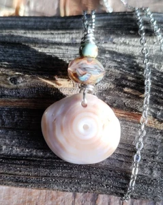 Puka Shell Jewelry Beach Necklace Wife Friend Mother Sister Auntie Hawaii Aloha - Picture 1 of 7