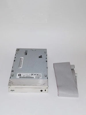 iOmega ZIP100 Internal ZIP Drive  IDE Model: Z100iDE - Image 1 of 3