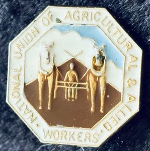 National Union Of Agricultural & Allied Workers enamel pin badge - Picture 1 of 1