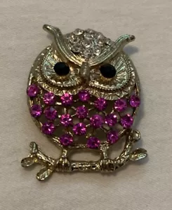 Stunning Owl On Branch Brooch w/ Pink Clear Rhinestone & Black Rhinestone Eyes - Bild 1 von 4