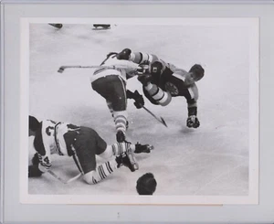 Bobby Orr 1970 Boston Bruins Type 1 Original Photo  - Picture 1 of 2