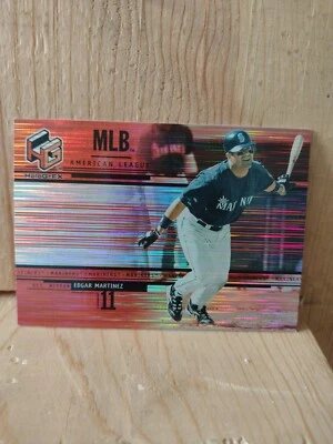 2000 UD HoloGrFX. CARD #43 EDGAR MARTINEZ  O1 - Image 1 of 2