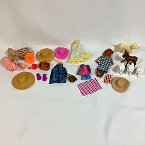 Grande lotto accessori vestiti Barbie Mattel vintage - animali da fattoria - Foto 1 di 4