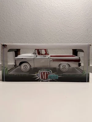 M2 Machines 1958 Chevrolet Apache Cameo R47 1:24 Auto-Trucks Premium Edition - Image 1 of 4