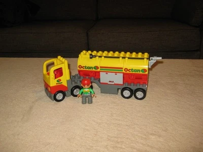 lego duplo ref 5605 camion citerne semi-remorque OCTAN avec effets sonores - Photo 1/4