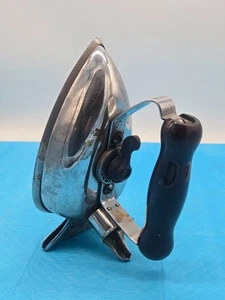 Vtg Universal Chrome Plate Wrinkle Proof Electric Iron Cloth Cord E7836**52-10 - Picture 1 of 10