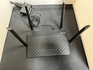 ASUS RT-AC1200 Wireless Dual Band USB Router - Picture 1 of 4
