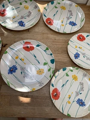 Vintage Italian Melamina Gio’Style Set x8 Wildflower Print Retro Picnic VGC - Image 1 of 3