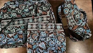 Vera Bradley VILLAGER Set da viaggio blu Java, 4 Peice. Ottime condizioni raro. - Foto 1 di 6