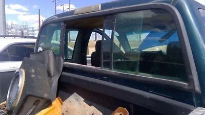 Заднее стекло раздвижное окно оригинальное удлиненная кабина 95 96 97 Dodge Ram 1500 - Изображение 1 из 4