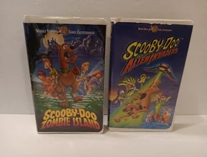 Scooby Doo VHS Tapes Alien Invaders an Zombie Island - Picture 1 of 4