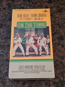 BRAND NEW On The Town (VHS; 1985) Gene Kelly Frank Sinatra RARE Sealed OOP - Picture 1 of 6