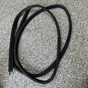 1992-1996 Jaguar XJS Convertible Trunk Seal Weatherstripping OEM - Bild 1 von 3