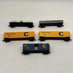 Vintage Trains Five (5) Vehicle Lot! - Picture 1 of 13