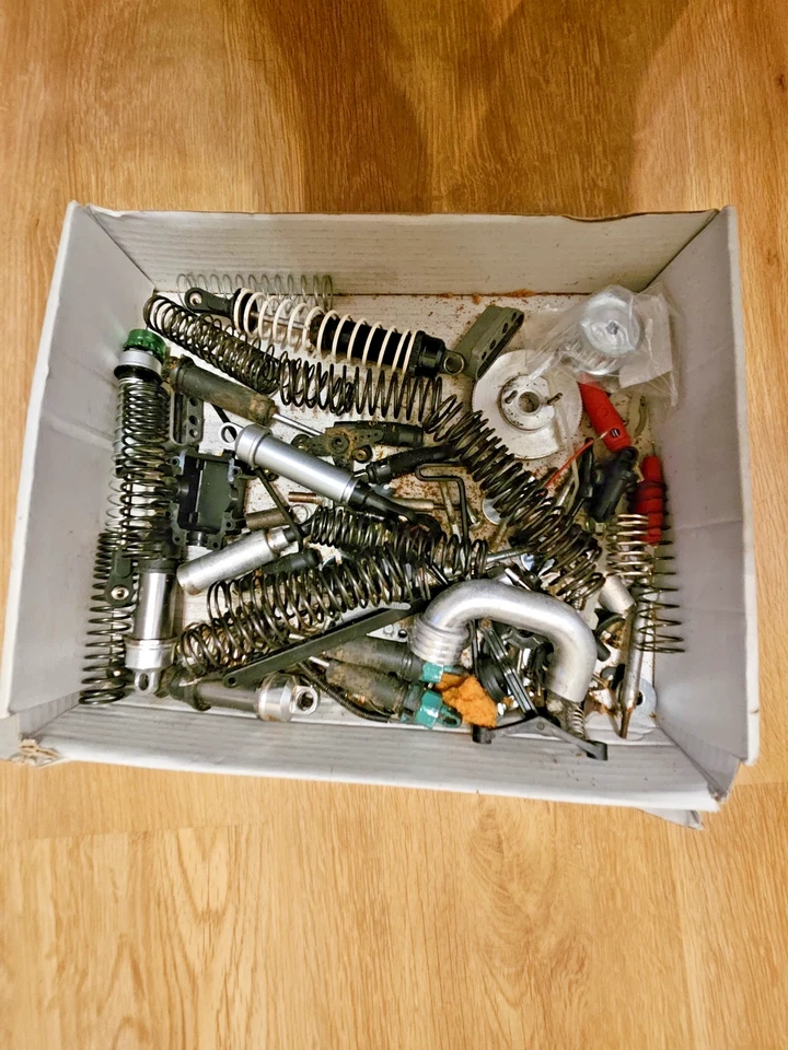 rc auto ersatzteilen paket - Bild 1 von 1