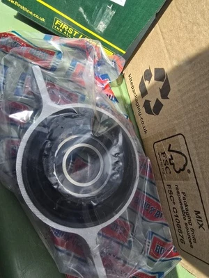 BMW E92 335D Differential Bearing Carrier - Image 1 of 2