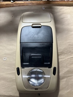 03-06 Excursion EXPEDITION console de armazenamento aéreo display TAN - Imagem 1 de 4